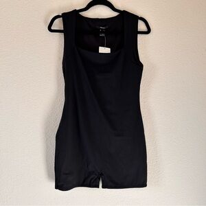 Forever 21 Women Short Jumpsuit Medium NWT Stretchy Athleisure Lounge Black